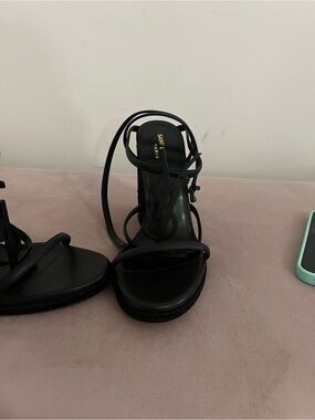 Saint Laurent Black Leather Strappy Heels
Brand new never worn